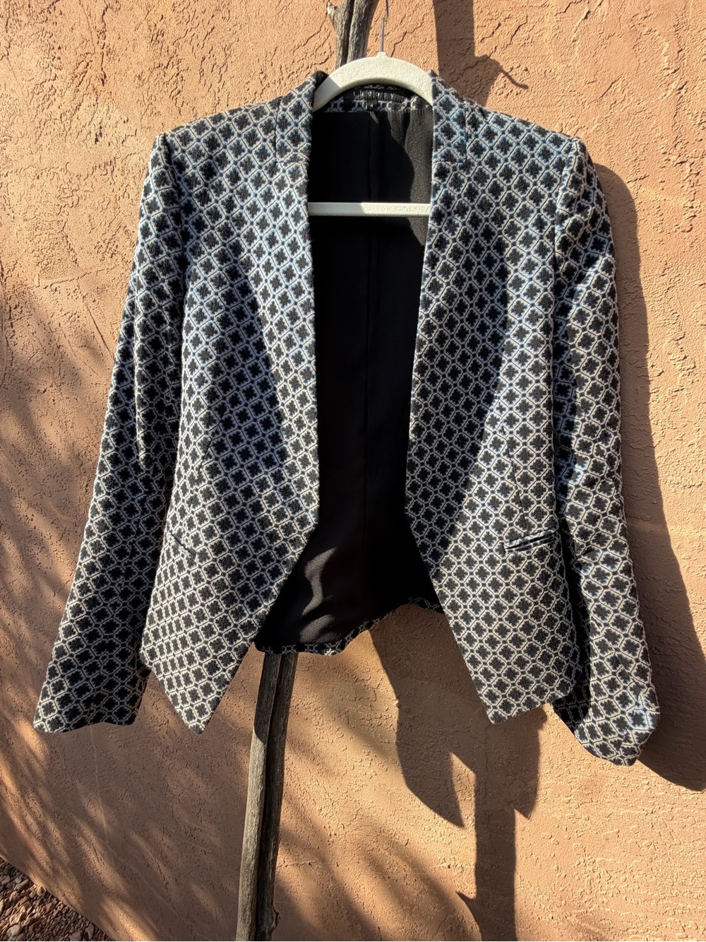Theory Collarless Blue Black Geometric Jacquard Brocade Open Front Blazer Jacket